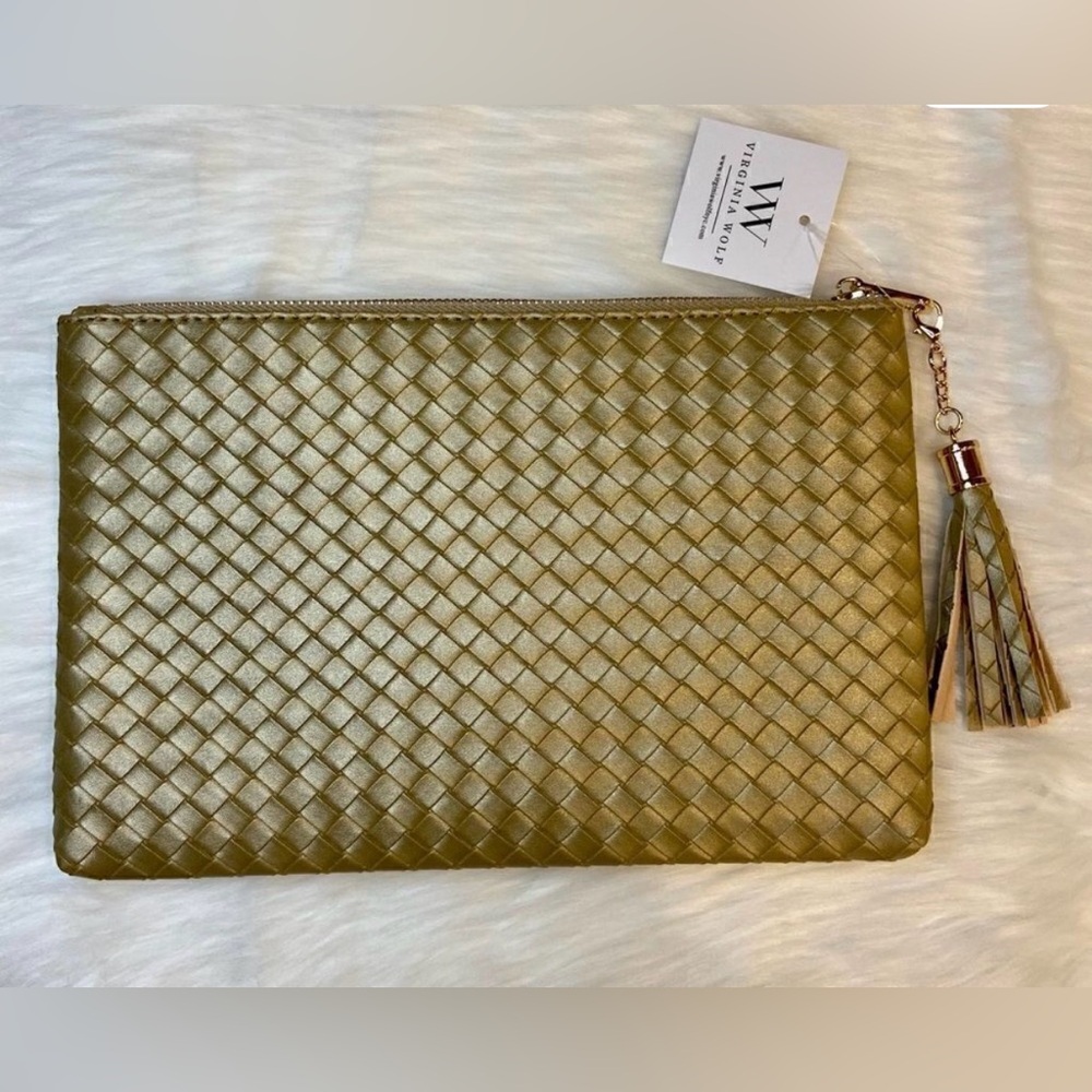 Chic and classy Virginia Wolf gold woven clutch - Picture 4 of 12
